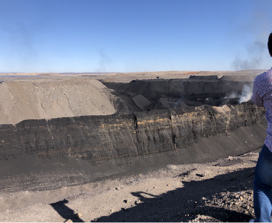 تعدين المواد الخام.png